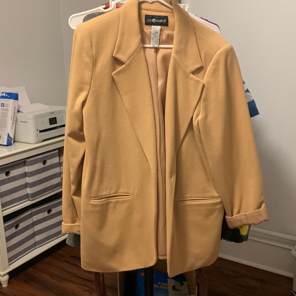 Sag Harbor Vintage Women’s Jacket. Tan/ Yellow / Sand